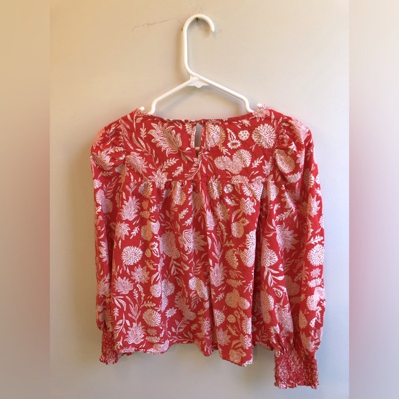 Universal Threads Flowy Boho Red & White Floral Blouse With Peasant Sleeves - Picture 5 of 5